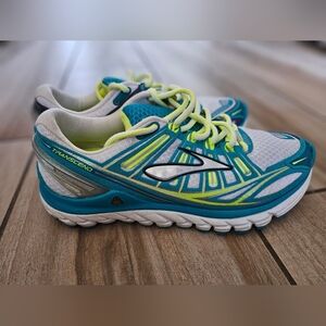 Brooks Women's Transcend Teal and Lime Running Sneakers Size 8.5